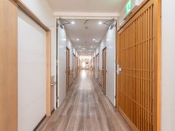 清潔な廊下の風景