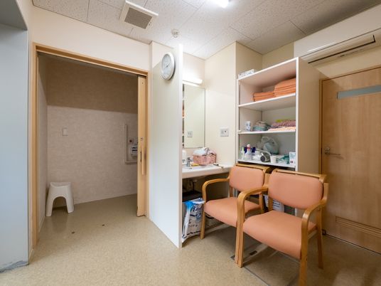 居室内の洗面所と収納