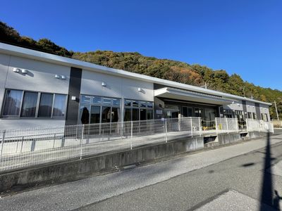 広がる平屋の外観