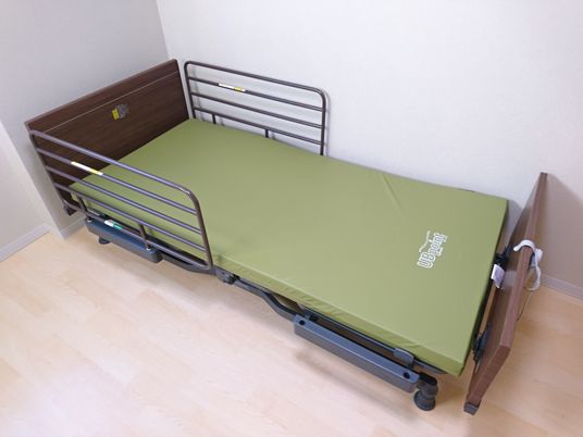 整備された居室のベッド