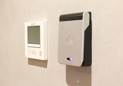 設備機器の壁面