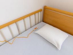 ベッドのある居室
