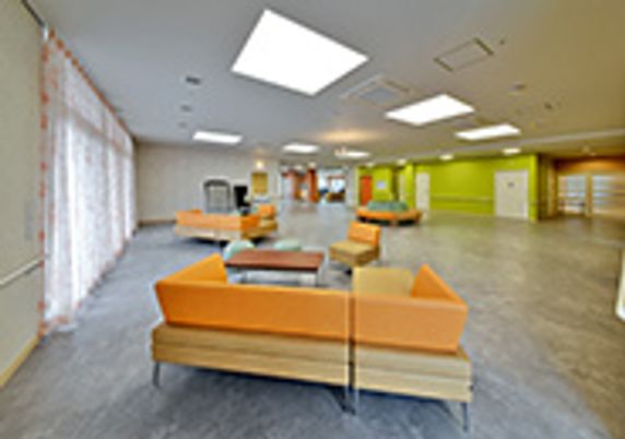 明るい空間のラウンジ