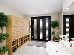 玄関ホールの整った様子