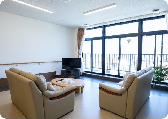 自然光溢れるリビング