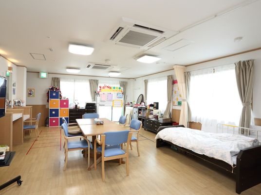 多機能な居室の様子