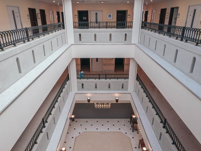 ホール