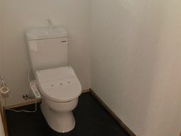 清潔感あるトイレの空間