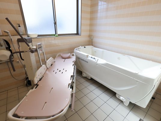 バリアフリー浴室設備