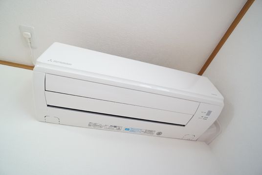 壁掛けエアコン