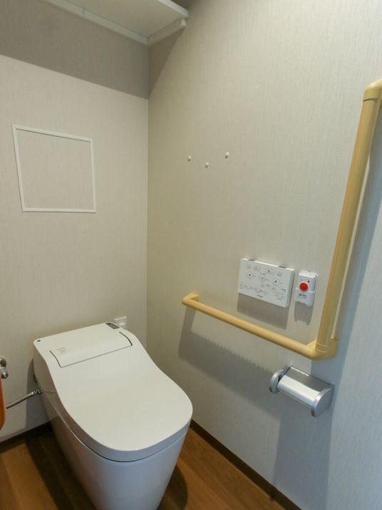 安全設備のある洗面台