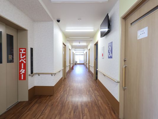 清潔感ある廊下
