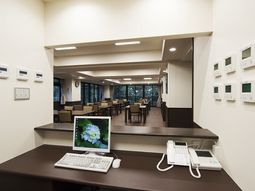 綺麗な共有スペースのカウンター