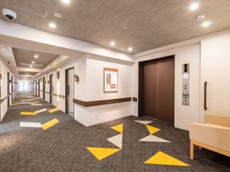 清潔感のある廊下