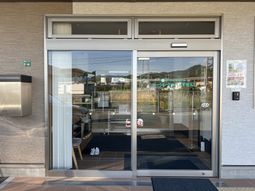 エントランス全景