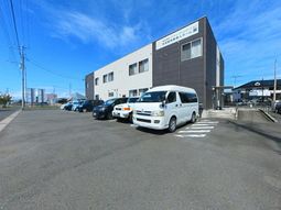 駐車スペースの外観