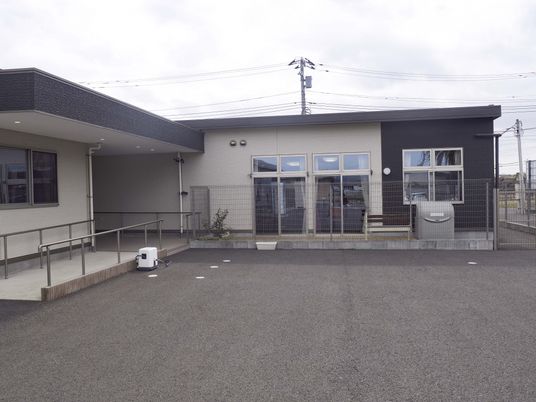 落ち着いた外観