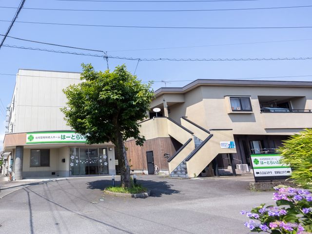 ゆったりとした外観 外観 広々とした明るい外観で、お一人お一人のゆとりある生活を支える環境が整っています。