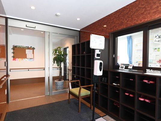 エントランスの受付エリア