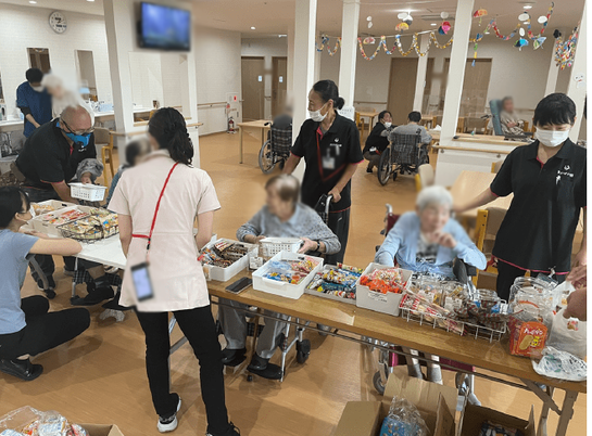 楽しそうな交流の場