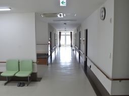 明るい廊下