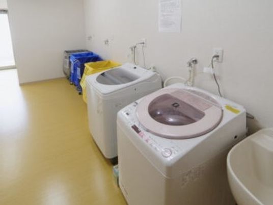 洗濯機と洗面台の空間
