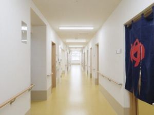 清潔感のある明るい廊下