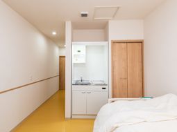 洋室とキッチンのセット