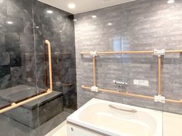 モダンなデザイン浴室