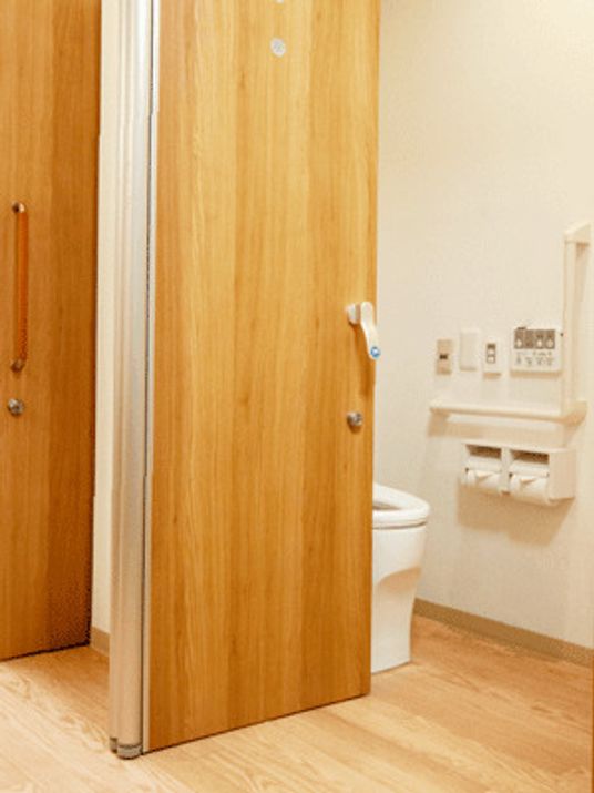 清潔なトイレスペース