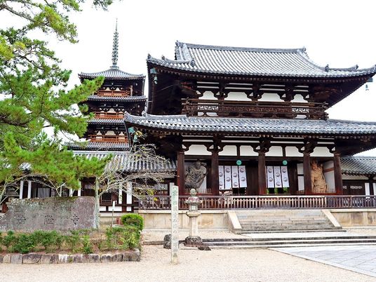 伝統的な建築物の外観