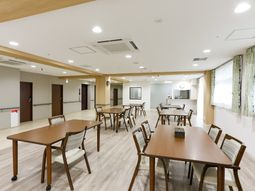明るいダイニングエリア