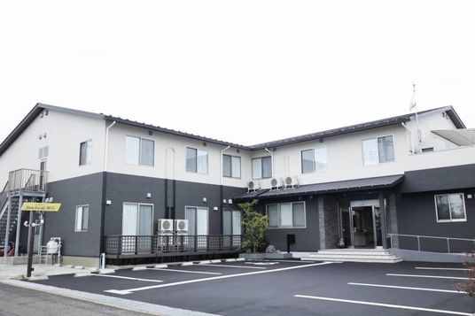 モダンな建物の外観