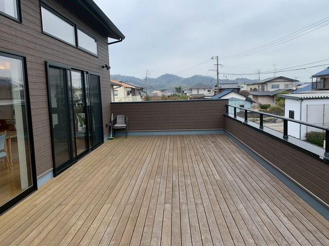 広々としたテラス