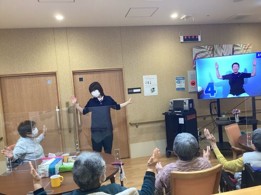スタッフと利用者の活動