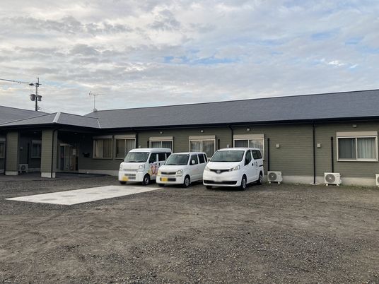 駐車場の外観