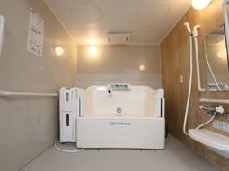 快適設備の浴室