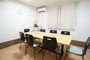 明るい会議室