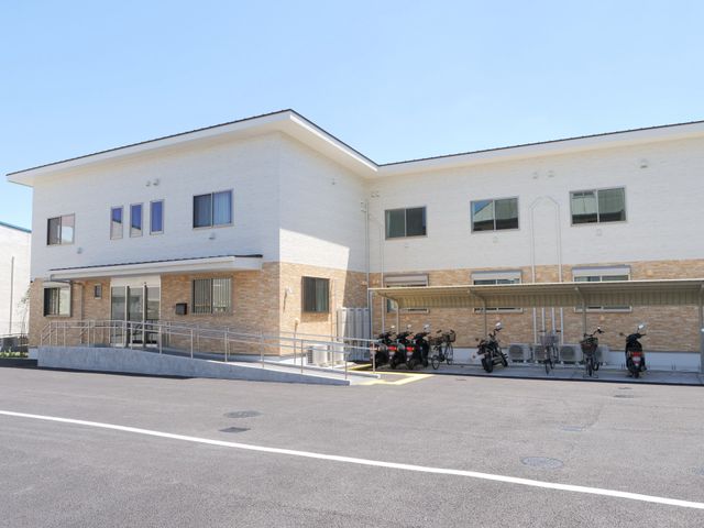 ゆとりある職場の外観 外観 清潔感あふれる働きやすい環境の職場です。あなたの手でさらに温かな場所にしていきませんか。