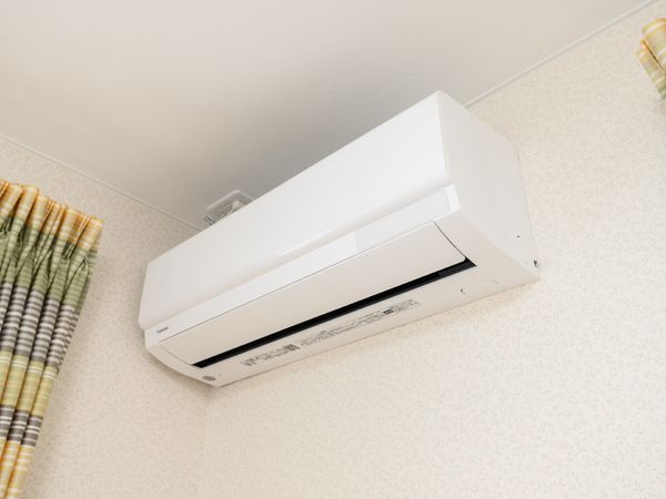 清潔なエアコン設備