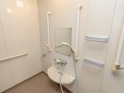 バリアフリーのトイレ設備