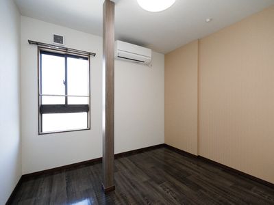 洋室の清潔な居室