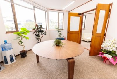 自然光が差し込む部屋