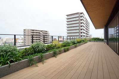 緑溢れる快適なテラス