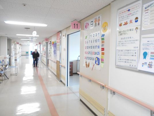 明るい廊下
