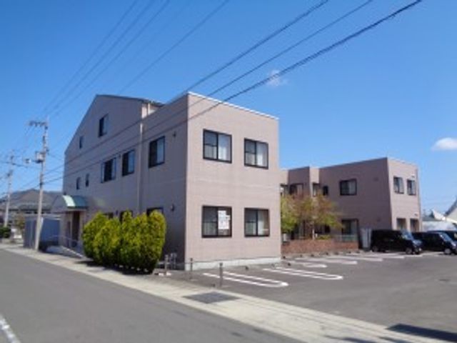 落ち着いた住宅の外観
