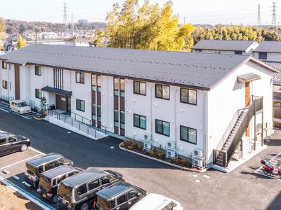 開放感ある施設の外観