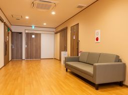廊下の清潔感ある空間