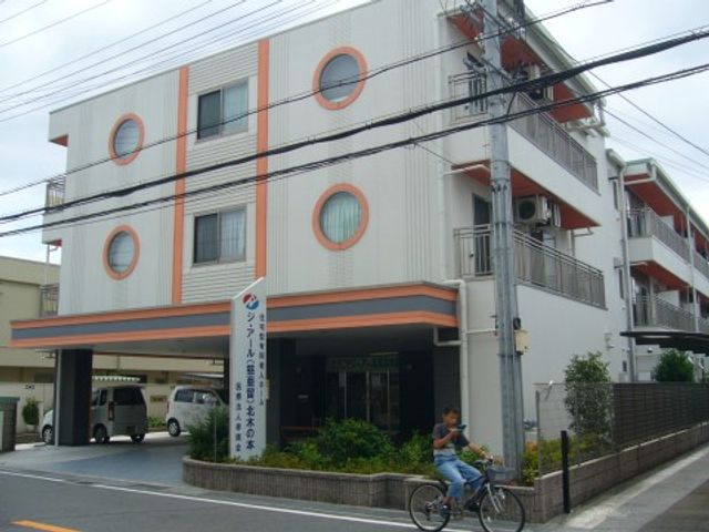 車椅子対応のエントランス