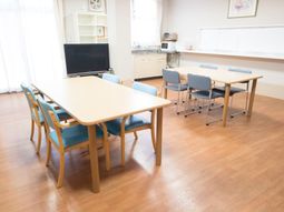 共有スペースの家具と設備